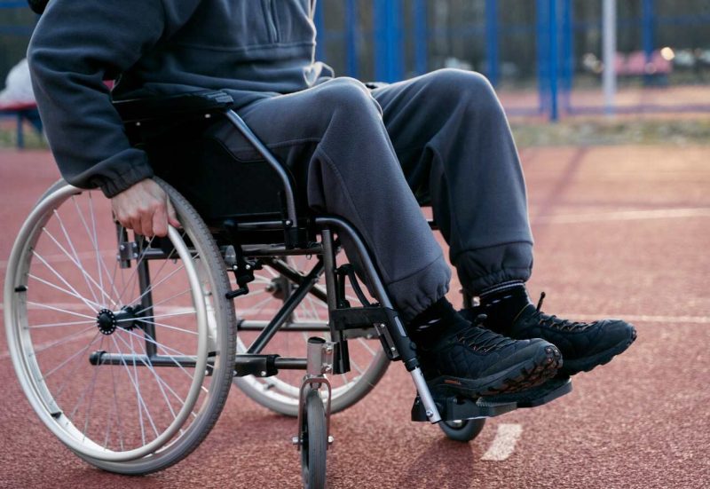 care-este-diferenta-dintre-indemnizatia-de-handicap-si-pensia-de-invaliditate.-cand-ai-voie-sa-lucrezi-legal