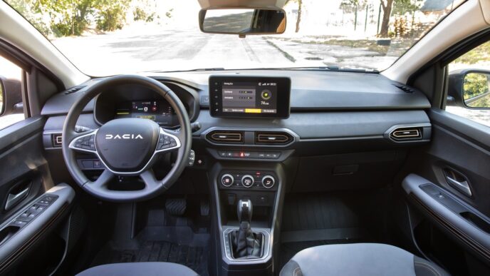 italienii-sunt-uimiti-de-dacia-decapotabila.-asa-ceva-nu-s-a-mai-vazut:-cum-arata