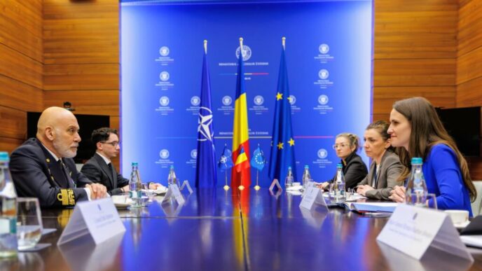 oana-toiu-si-seful-comitetului-militar-nato,-discutii-la-bucuresti-despre-securitatea-marii-negre-si-amenintarile-cu-drone