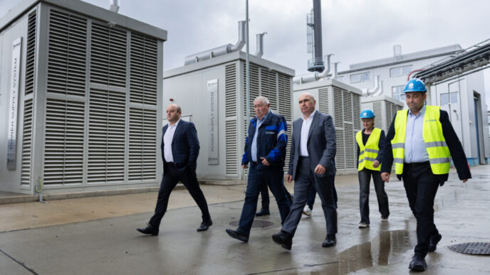 ilie-bolojan-a-vizitat-centrala-termoelectrica-de-la-iernut.-proiectul-are-termen-de-finalizare-pana-la-sfarsitul-anului/mesajul-premierului-interimar