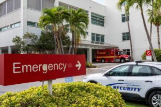posibila-explozie-a-unei-ambarcatiuni-in-apropiere-de-miami-beach.-cel-putin-11-persoane-au-ajuns-la-spital