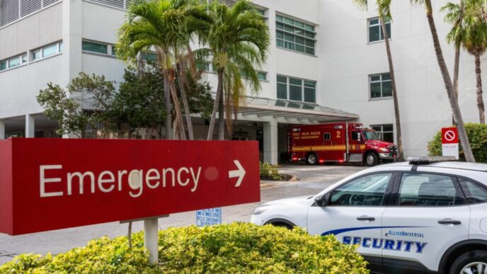 posibila-explozie-a-unei-ambarcatiuni-in-apropiere-de-miami-beach.-cel-putin-11-persoane-au-ajuns-la-spital