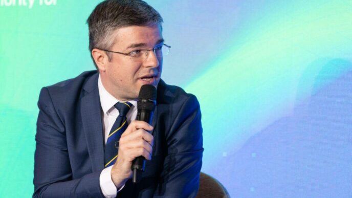 irineu-darau:-digitalizarea-este-in-urma-pentru-ca-unii-si-au-facut-mendrele