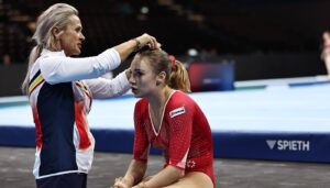 revolta-in-gimnastica-feminina!-camelia-voinea,-prima-reactie-dupa-ce-a-fost-suspendata:-vor-sa-mi-ia-cu-japca-fata!