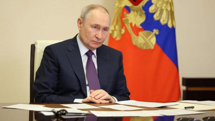 vladimir-putin-simplifica-acordarea-pasapoartelor-rusesti-in-transnistria.-cum-a-reactionat-maia-sandu