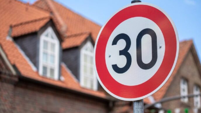 orasele-europene-care-reduc-viteza-la-30-de-km/h-in-localitate.-ce-inseamna-asta-pentru-trafic-si-timpul-soferilor