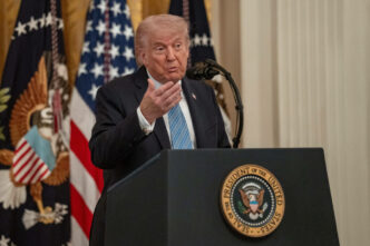 trump-ameninta-iranul:-ceasul-ticaie.-negocierile-pentru-oprirea-razboiului,-in-impas