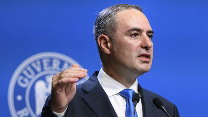 ro-e-factura-nu-va-mai-fi-obligatorie-pentru-persoanele-fizice.