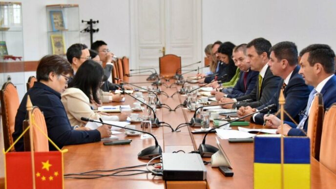 ministrul-interimar-al-agriculturii,-dupa-intalnirea-cu-ambasadorul-chinei:-vom-sprijini-eforturile-de-dezvoltare-a-relatiilor-comerciale
