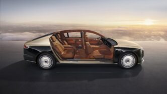 rolls-royce-de-pe-temu-doboara-rivalele-europene.-limuzina-din-china-se-vinde-mai-bine-decat-mercedes-si-bmw