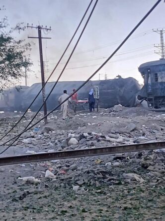 atac-cu-bomba-langa-o-cale-ferata-in-sud-vestul-pakistanului:-peste-20-de-morti-in-urma-exploziei