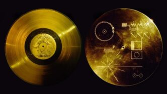mesajul-umanitatii-pentru-extraterestri-are-propriul-ceas-radioactiv:-secretul-ascuns-pe-discul-de-aur-voyager
