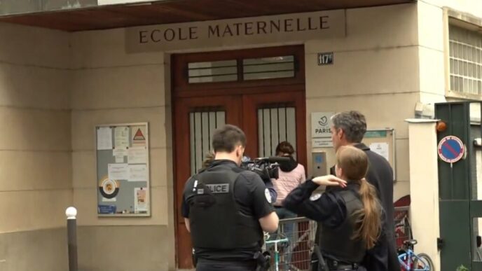 scandal-urias-in-franta-dupa-sute-de-acuzatii-de-abuz-asupra-copiilor-in-scoli.-parisul-este-in-centrul-anchetei