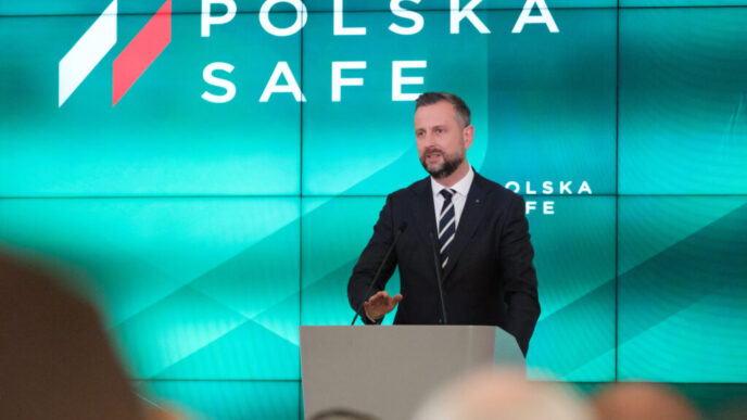 polonia-semneaza-contracte-de-aparare-de-18,4-miliarde-de-euro.-record-istoric-pentru-armata-poloneza