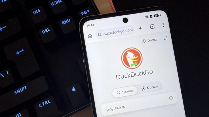 dupa-ce-google-schimba-cautarea-clasica,-un-rival-prinde-avant.-duckduckgo-creste-pe-fondul-nervilor-fata-de-ai-search