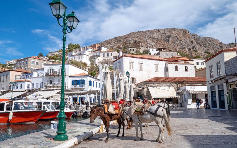 insula-din-grecia-unde-masinile-sunt-interzise.-este-un-paradis-pentru-cei-care-iubesc-linistea