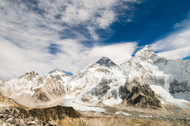 nu-everest-este-cel-mai-apropiat-loc-de-spatiu.-muntele-care-detine-recordul,-de-fapt