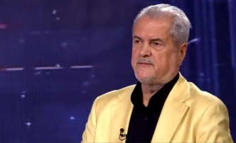 prin-safe,-romania-cumpara-armament-din-secolul-trecut.-adrian-nastase:-o-eroare,-pare-ca-ne-pregatim-sa-intram-in-al-doilea-razboi-mondial