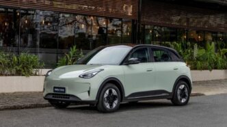 o-electrica-de-9200-de-euro-cu-autonomie-de-pana-la-480-km-schimba-piata.-romanii-ar-putea-fi-primii-interesati