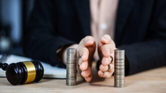„parintii-mei-sunt-divortati,-tata-s-a-recasatorit-si-are-doi-copii-cu-noua-sotie-ce-drepturi-de-mostenire-au”.-explicatia-clara-a-unui-avocat