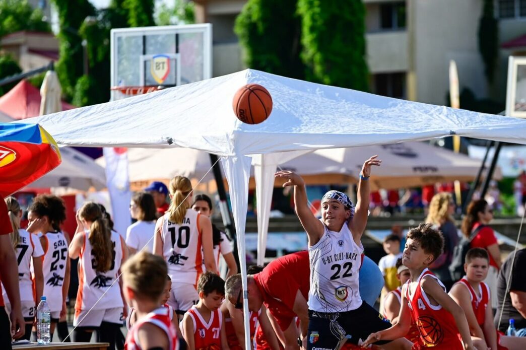5.000-de-sportivi-pana-in-12-ani-joaca-baschet-la-costinesti!-unde-poti-vedea-meciurile-celor-mici
