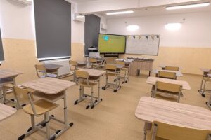 scolile-din-iasi-intra-in-era-digitala:-mii-de-clase-dotate-cu-tehnologie-moderna-–-stirea-de-iasi-sursa-ideala-de-stiri-si-informatii-locale-din-iasi