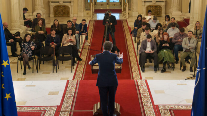 cum-poate-fi-suspendat-si-demis-un-presedinte-al-romaniei.-modificare-esentiala-fata-de-situatiile-lui-traian-basescu