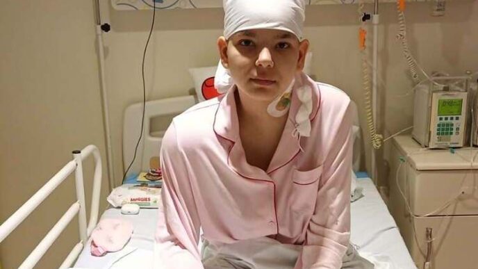 pentru-sara,-maine-poate-fi-prea-tarziu:-adolescenta-de-14-ani-lupta-cu-un-cancer-agresiv-si-are-nevoie-urgenta-de-ajutor-–-stirea-de-iasi-sursa-ideala-de-stiri-si-informatii-locale-din-iasi