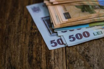 cand-trebuie-sa-dai-inapoi-banii-pentru-cursurile-platite-de-angajator.-regula-pe-care-putini-salariati-o-cunosc