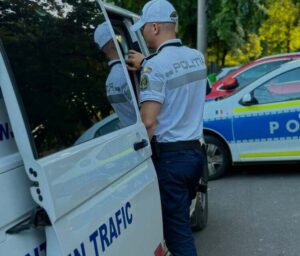 controale-in-trafic-ale-politistilor-si-inspectorilor-rar-la-iasi-–-defectiuni-grave-descoperite-la-mai-multe-autovehicule-–-stirea-de-iasi-sursa-ideala-de-stiri-si-informatii-locale-din-iasi