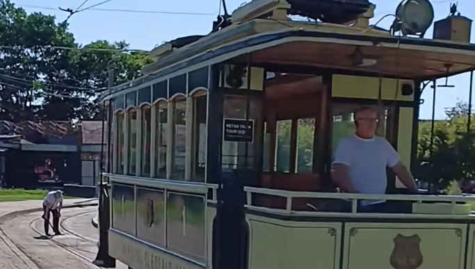 plimbare-istorica-prin-iasi-cu-tramvaie-de-epoca-pe-traseul-tg.cucu-–-rond-copou-–-stirea-de-iasi-sursa-ideala-de-stiri-si-informatii-locale-din-iasi
