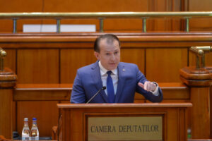 citu-se-apara-in-scandalul-vaccinurilor:-nu-vad-de-ce-ar-trebui-sa-fie-vinovati.-toata-lumea-alerga-dupa-aceleasi-materiale-la-nivel-global