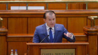 citu-se-apara-in-scandalul-vaccinurilor:-nu-vad-de-ce-ar-trebui-sa-fie-vinovati.-toata-lumea-alerga-dupa-aceleasi-materiale-la-nivel-global