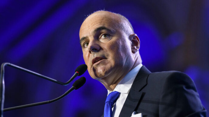 rares-bogdan-critica-masurile-fiscale-adoptate-de-bolojan:-ai-promis-reforma-statului,-dar-modelul-aplicat-e-o-reteta-toxica