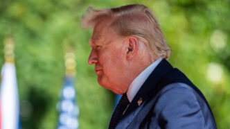 trump-ameninta-iranul:-vom-lovi-din-nou-cu-putere-iranul-in-urmatoarele-ore