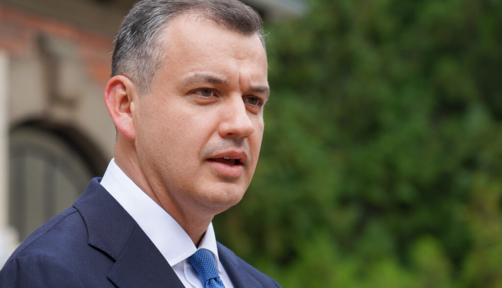 eugen-tomac,-apel-la-responsabilitate-in-plina-criza-politica:-sa-renuntam-la-discursul-politic-tensionat-si-sa-venim-cu-solutii-pragmatice