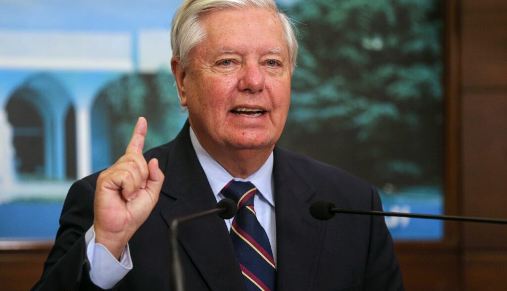 lindsey-graham,-senator-republican-si-un-aliat-ferm-al-lui-trump,-a-murit-la-varsta-de-71-de-ani