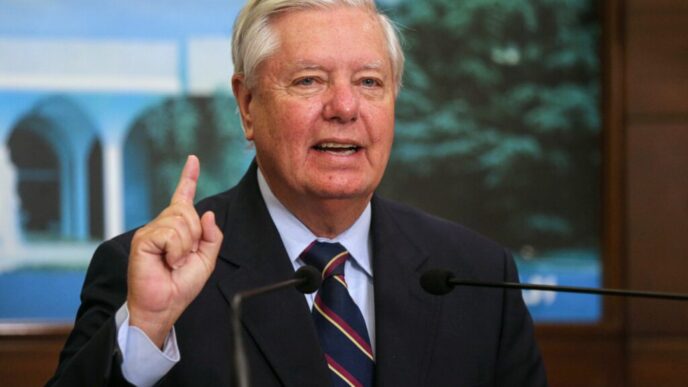 lindsey-graham,-senator-republican-si-un-aliat-ferm-al-lui-trump,-a-murit-la-varsta-de-71-de-ani
