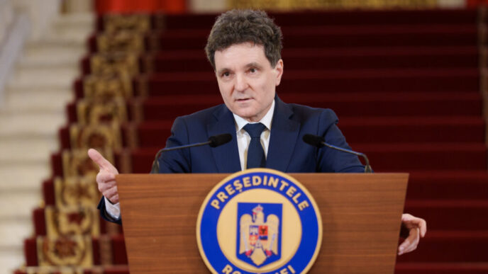 update:-intalnirea-lui-nicusor-dan-cu-liderii-fostei-coalitii:-slabe-sanse-sa-avem-guvern-in-iulie-–-surse