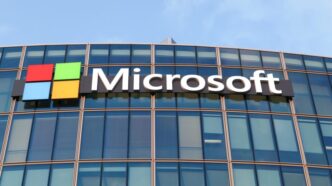 microsoft-repara-un-numar-record-de-brese-in-windows.-doua-sunt-deja-folosite-de-hackeri