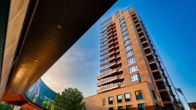 modular-services-inaugureaza-noul-sediu-extins-din-palas-iasi-si-consolideaza-planurile-de-dezvoltare-in-regiune-–-stirea-de-iasi-sursa-ideala-de-stiri-si-informatii-locale-din-iasi