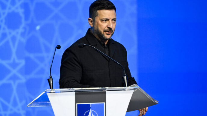 cutremur-la-varful-armatei-ucrainene-zelenski-il-inlatura-pe-ministrul-apararii-dupa-doar-sase-luni.-decizia-provoaca-apeluri-la-proteste