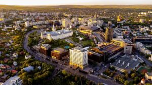 restaurantul-kfc-din-palas-va-functiona-intr-o-noua-locatie,-cu-drive-thru-si-terasa-–-stirea-de-iasi-sursa-ideala-de-stiri-si-informatii-locale-din-iasi
