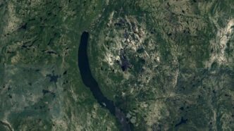 crater-urias-descoperit-din-intamplare-pe-google-maps.-are-390-de-milioane-de-ani-si-a-fost-creat-de-un-meteorit