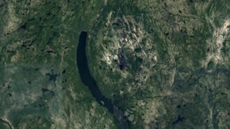 crater-urias-descoperit-din-intamplare-pe-google-maps.-are-390-de-milioane-de-ani-si-a-fost-creat-de-un-meteorit