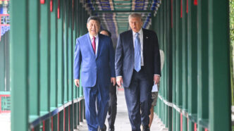 trump-acuza-china-ca-a-incercat-sa-influenteze-alegerile-din-sua,-dar-pregateste-in-continuare-o-vizita-de-stat-pentru-xi-jinping