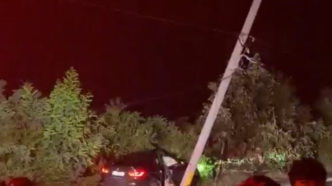 accident-in-iasi-–-un-autoturism-in-care-se-aflau-doua-persoane-a-intrat-intr-un-stalp-–-stirea-de-iasi-sursa-ideala-de-stiri-si-informatii-locale-din-iasi