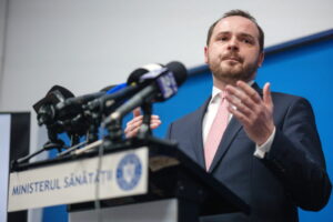 alexandru-rogobete:-nu-voi-vota-niciodata-o-lege-care-slabeste-sistemul-de-sanatate.-fostul-ministru-critica-masurile-care-afecteaza-personalul-medical