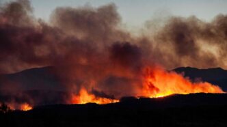 peste-10.000-de-persoane-au-fost-evacuate-din-cauza-unui-incendiu-de-vegetatie-din-sud-vestul-frantei