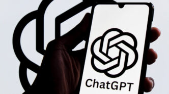 un-barbat-da-in-judecata-openai-dupa-ce-chatgpt-l-ar-fi-adus-in-pragul-mortii-din-cauza-sfaturilor-medicale